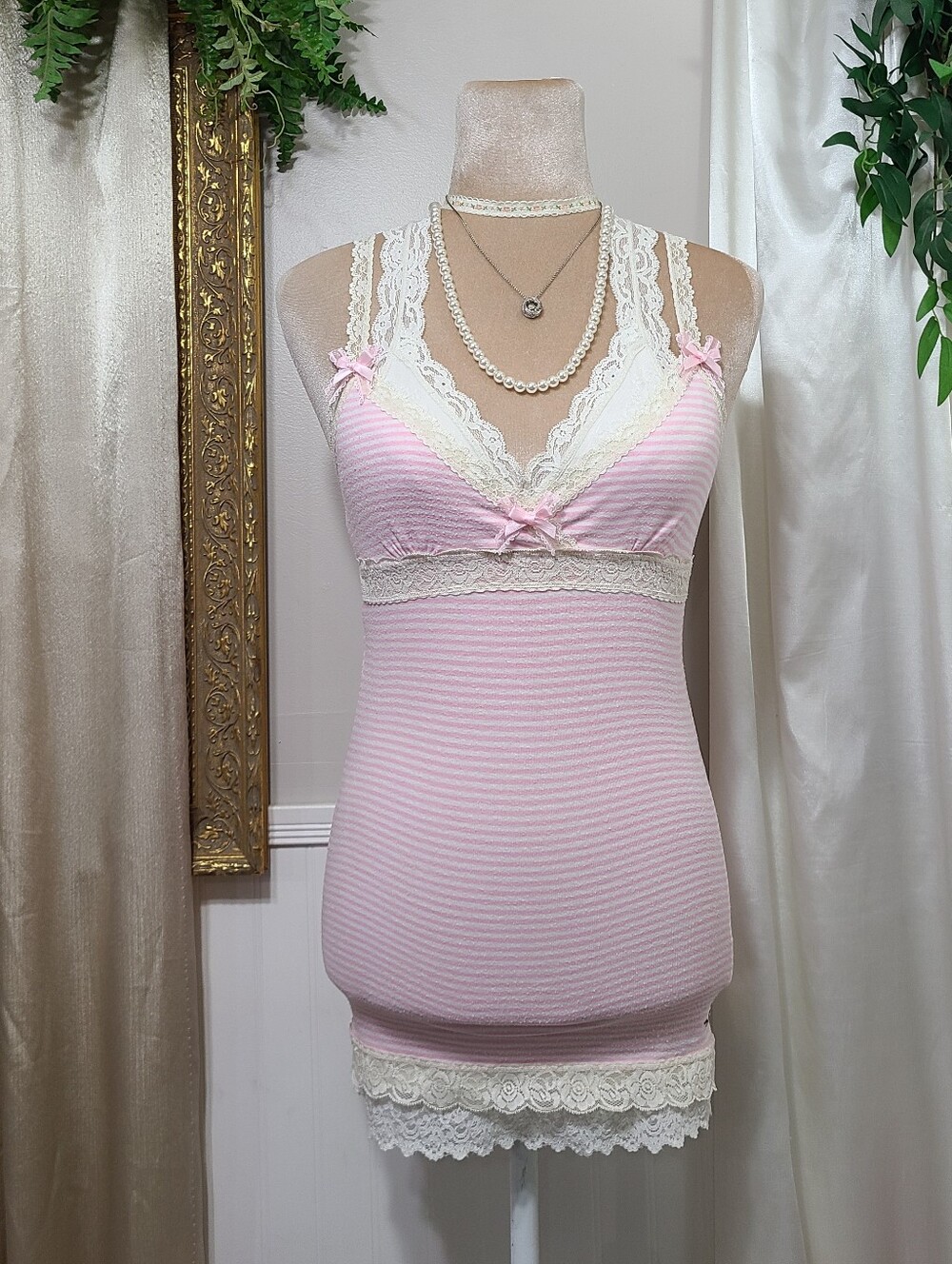 ♡ Y2K ♡ Rare Hollister Baby Pink Striped Lace Babydoll Cami Summer Tank Top